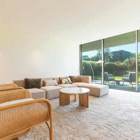 Monumental Grand Apartment *